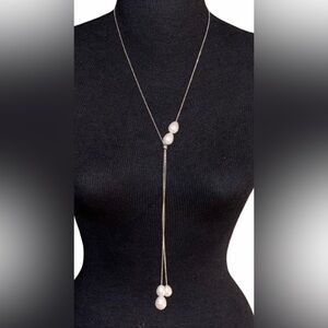 Chico’s Womens Long Faux Pearl Lariat Silver Chain Classic Necklace‎ NWT
